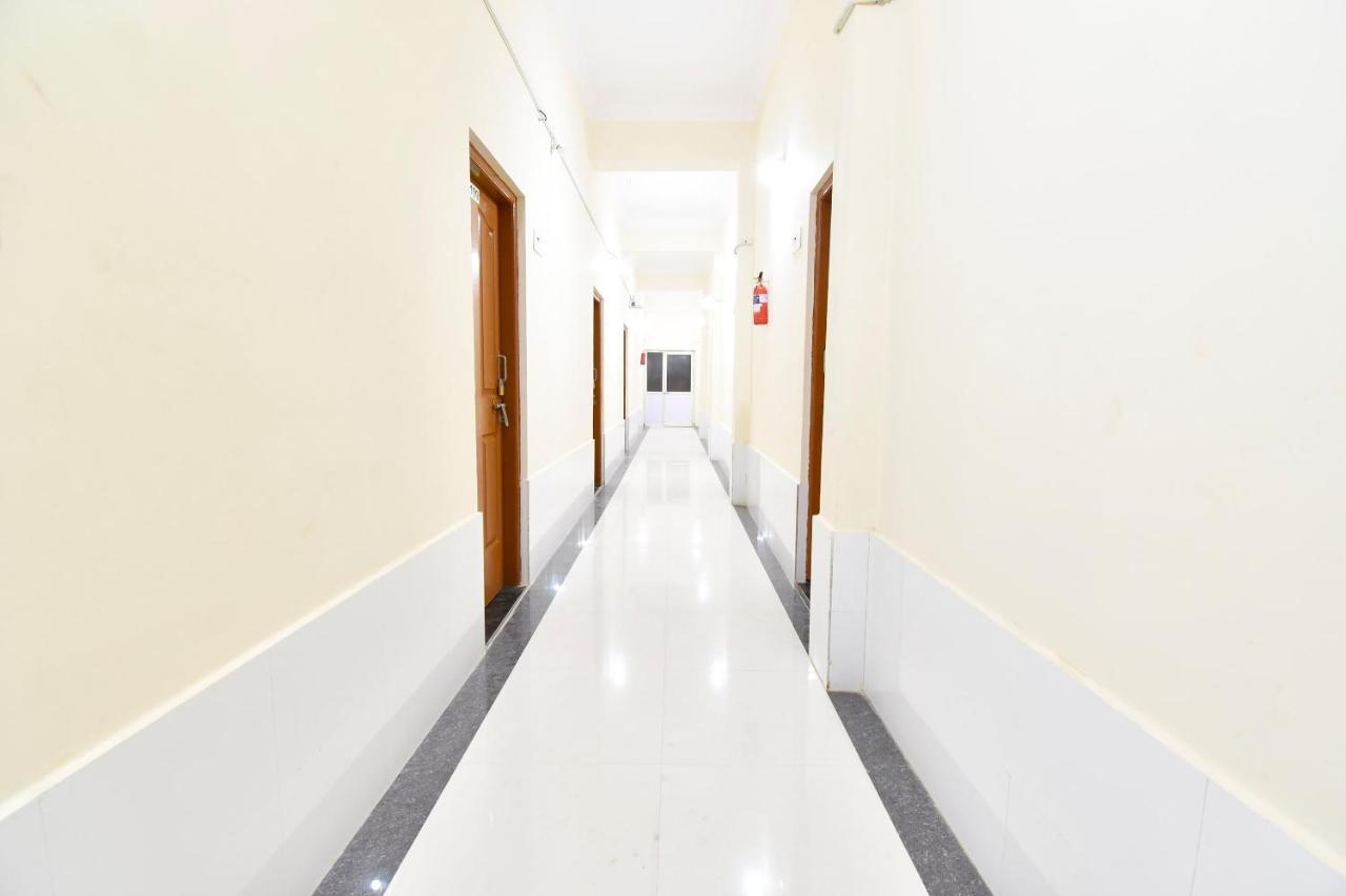 Oyo 44065 Sri Krishna Nilaya Ξενοδοχείο Μπανγκαλόρ Εξωτερικό φωτογραφία